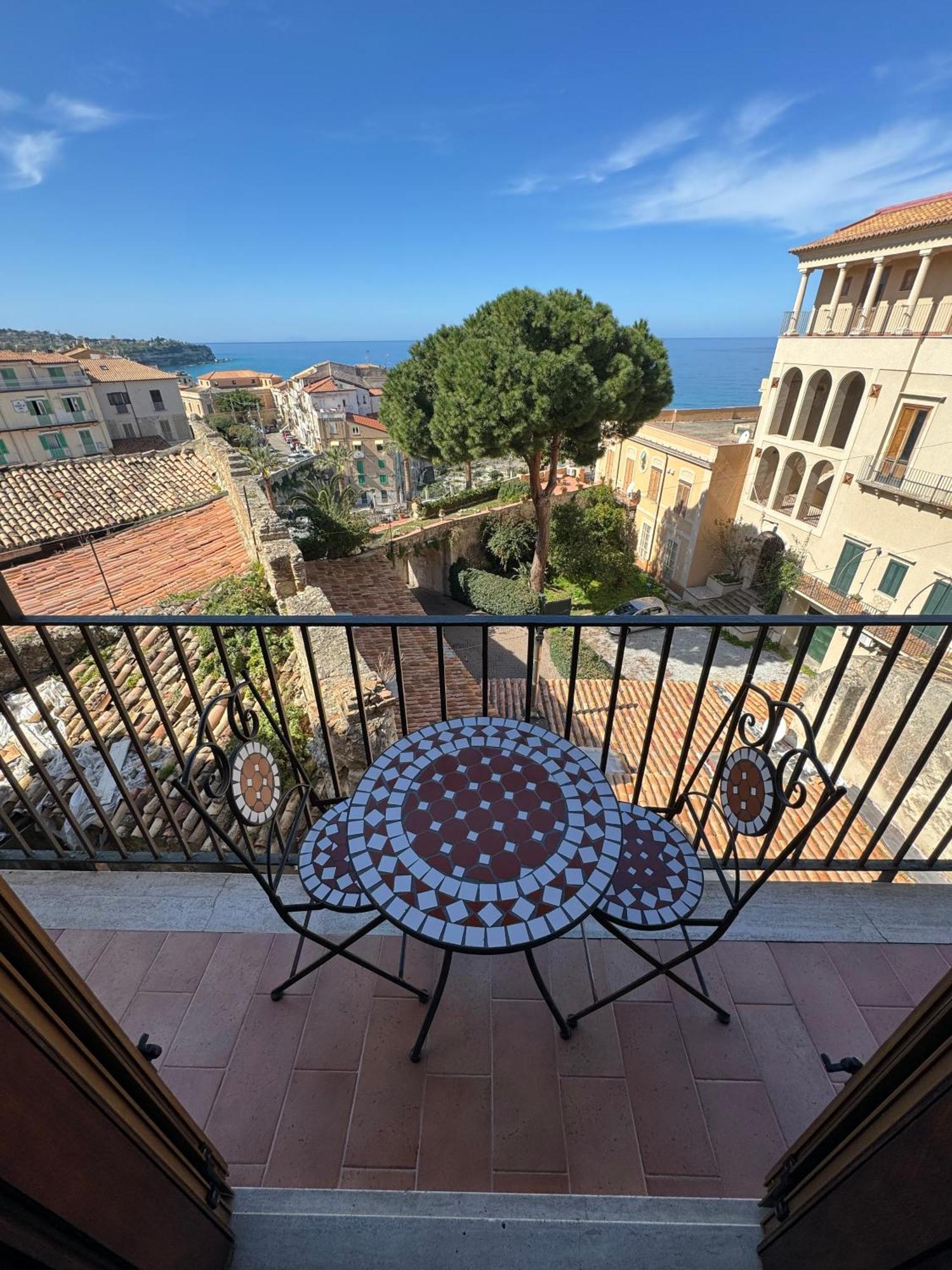 B&B Rivellini Tropea Exterior photo